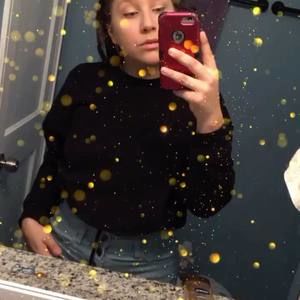 Meet your Posher, Abby